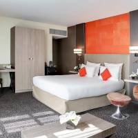 Junior Queen Suite