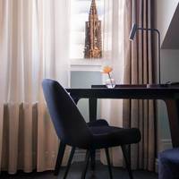 Privilege Queen Room
