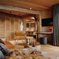 Suite with Hot Tub