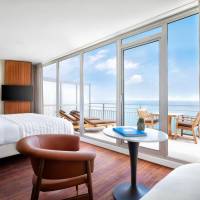 Executive room with Sea view, King bed 