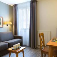 Studio (2 Adults)
