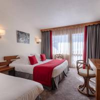 Triple Room with Mountain View