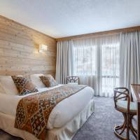 Junior Suite with Mountain View