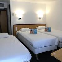 Triple Room with 2 Single Beds and 1 Junior Bed