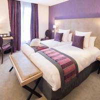 Classic Double Room with Two Single Beds