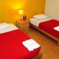 Standard Twin Room with Private Bathtoom