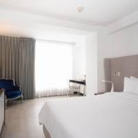 Premium Queen Room