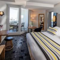 Double Room with Harbor or Pool view