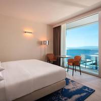King Guest Room with Sea View - Accessible