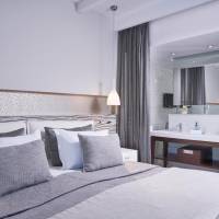 Two Bedroom Family Premium Suite Room Swim up Sea View (2 Adults + 2 Children)