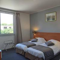 Twin Room - Courtyard View