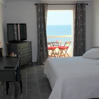 Quadruple Room with Sea View