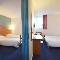 Adjacent Rooms