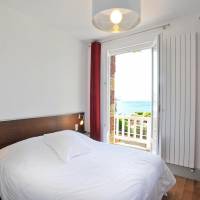 Double Room with Bath and Sea View
