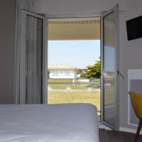 Economy Triple Room
