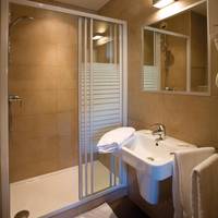 One-Bedroom Apartment with Airconditioning