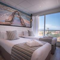 Comfort King Room with Mountain View