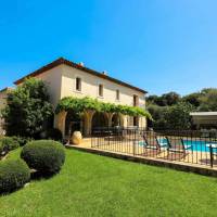 Serra Villa with Garden View