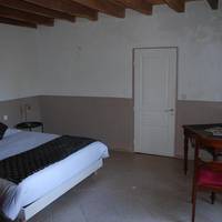 Queen Room with Garden View