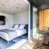 Double or Twin Room with Terrace