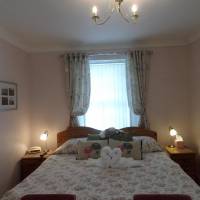 Room 4 - Standard Double/Twin Room (En Suite)
