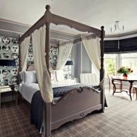 Superior Four-Poster Room