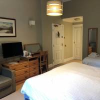 Family Room Accessible (2 Adults + 1 Child)