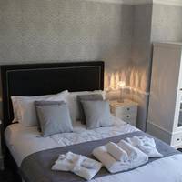 Luxury King Room