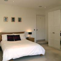 Hyde Suite