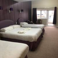 Refurbished Family Four Room with Patio