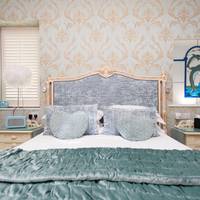 Superior King Suite