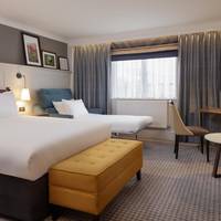 Deluxe Queen Room with Sofa Bed