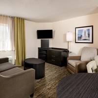 One-Bedroom Queen Suite - Non-Smoking