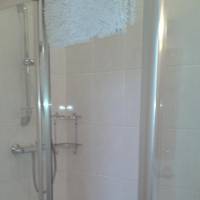 Twin Room with Shower