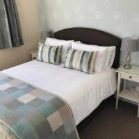 Double or Twin Room with Sea View