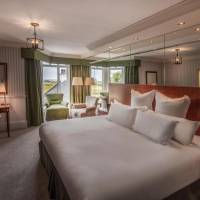 King or Twin Room with View