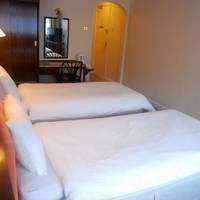 Twin Room Ensuite