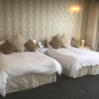 Family Room (4 Adults)