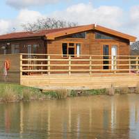 Three-Bedroom Lodge with Hot Tub