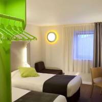 Room #3717319