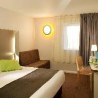 Room #3717320