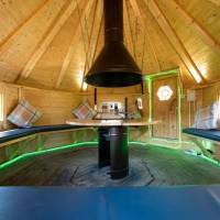 Family Garden Pod