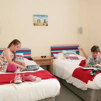 Family Room with 1 Double and 1 Twin Bed - Non-Smoking