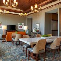 Club level, Guest room, 1 King, Top floor