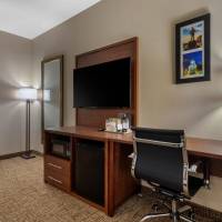 King Suite - Accessible/Non-Smoking