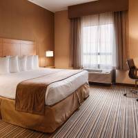 King Room - Accessible with Bathtub