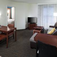 One-Bedroom Queen Suite with Sofa Bed