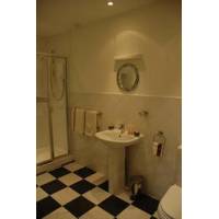 Large En Suite Family Room