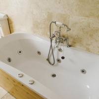 Single Room with Private External Bathroom