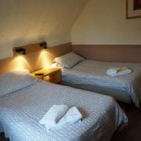 Standard Twin Room with Shared Bathroom